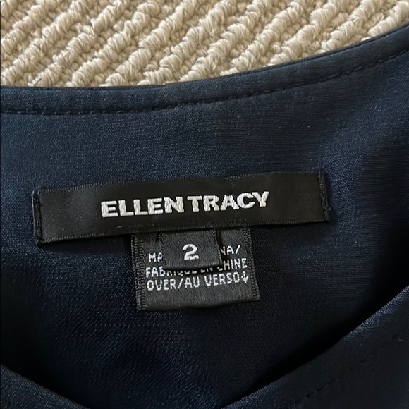 Ellen Tracy silk jacket with fun, ruffled sleeves - Picture 3 of 4